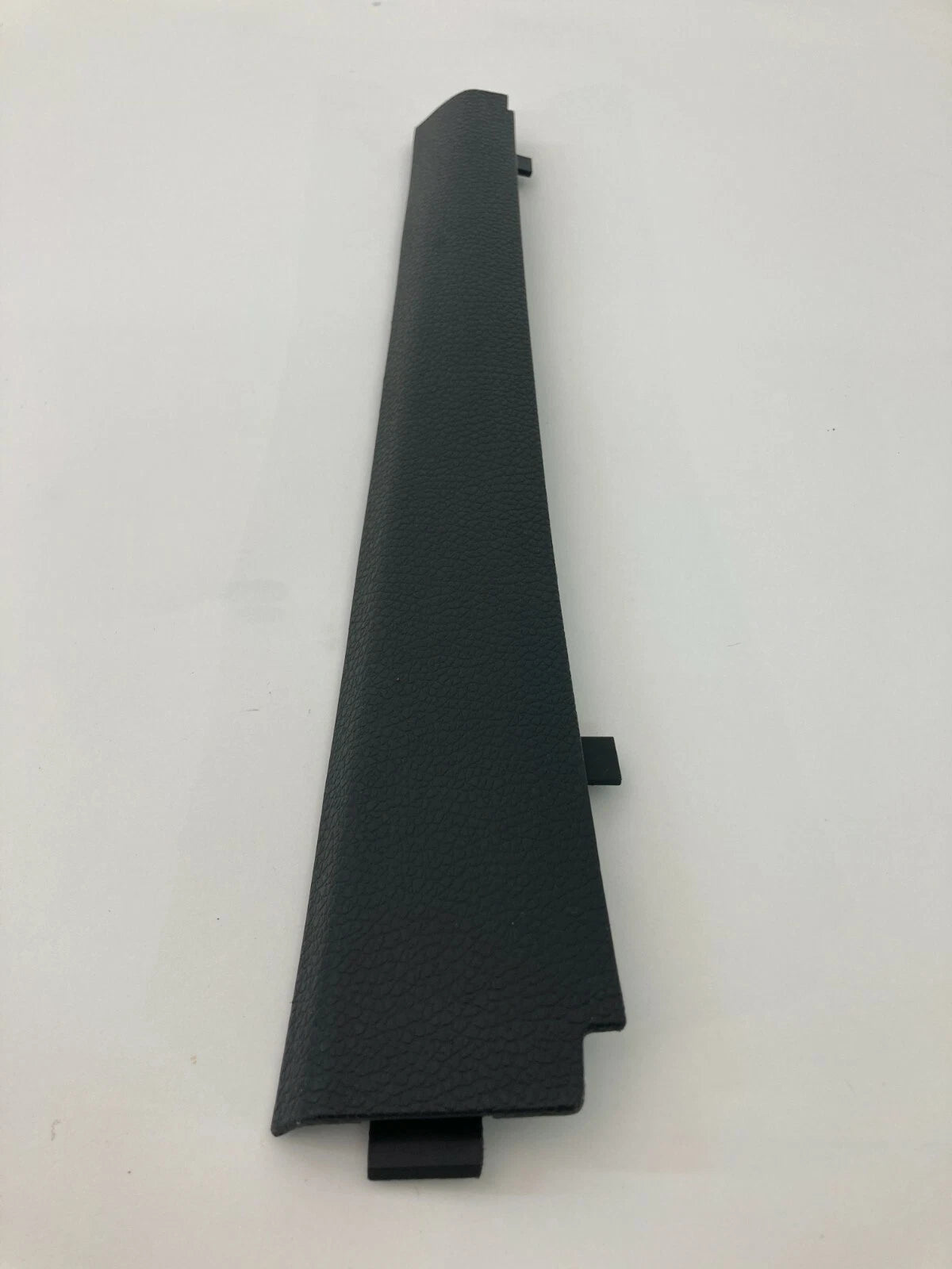05-10 VOLKSWAGEN JETTA 06-09 RABBIT FRONT LEFT SIDE LOWER A PILLAR TRIM LINING
