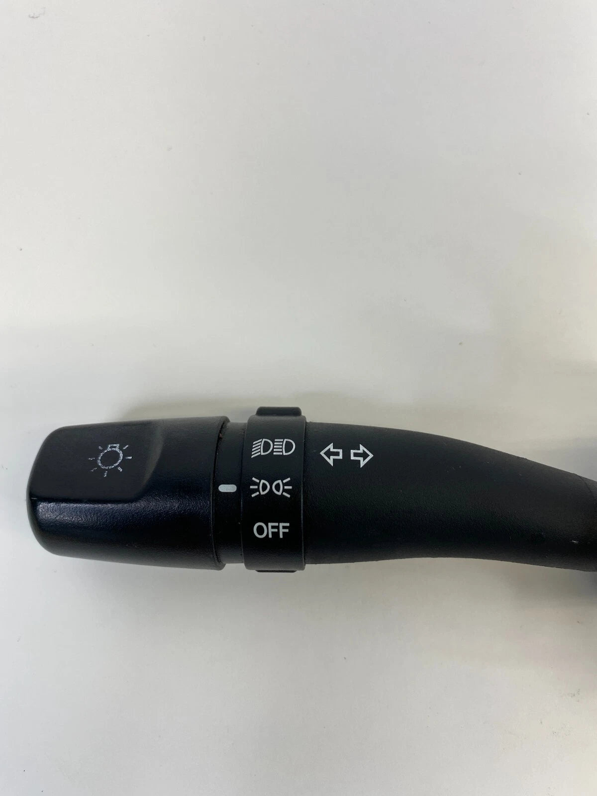 2005-2009 HYUNDAI TUCSON TURN SIGNAL HEADLIGHT CONTROL SWITCH OEM 202003393