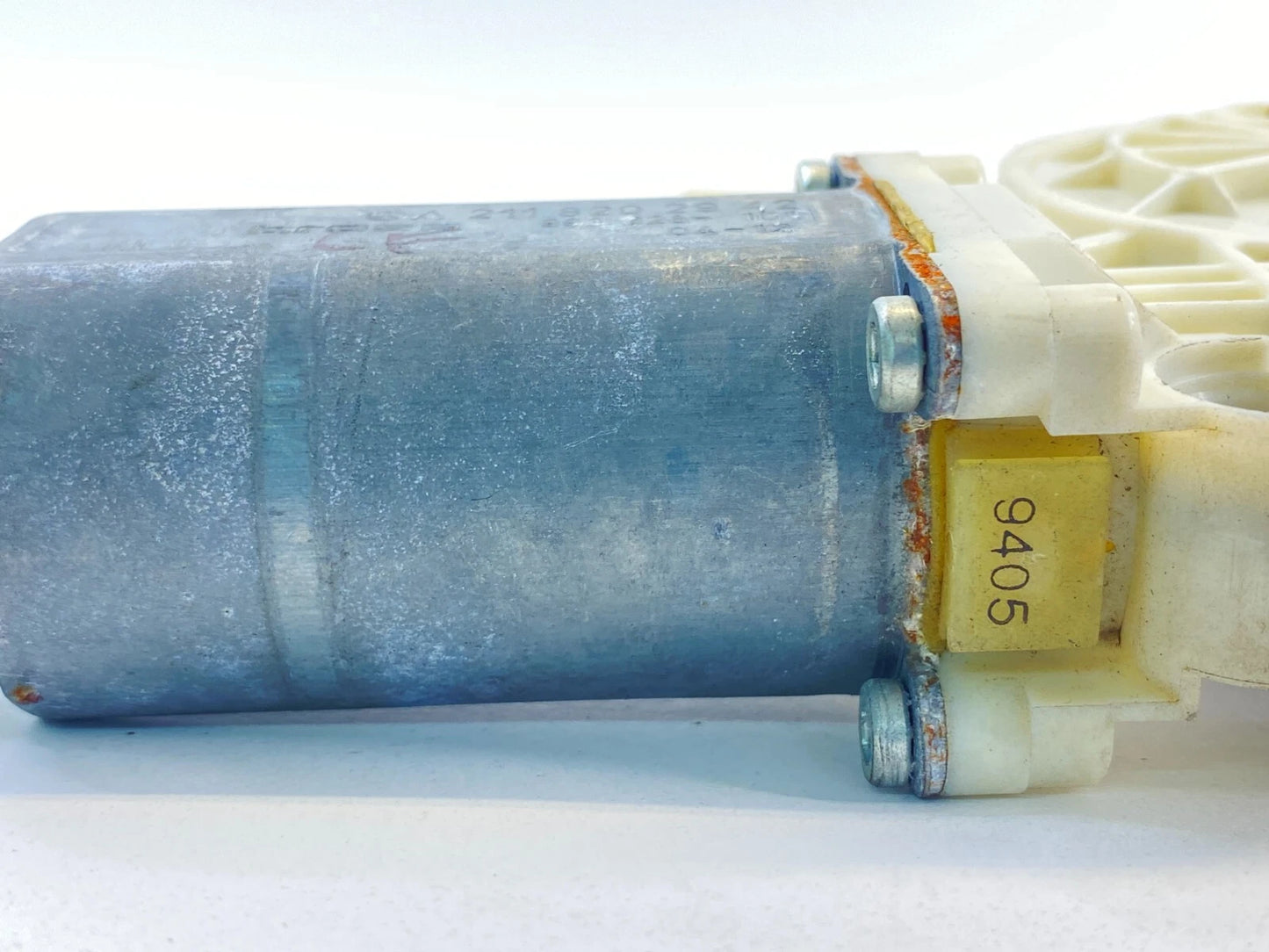 03-06 MERCEDES-BENZ E500 03-09 E320 FRONT LEFT WINDOW MOTOR 211-820-29-42 OEM