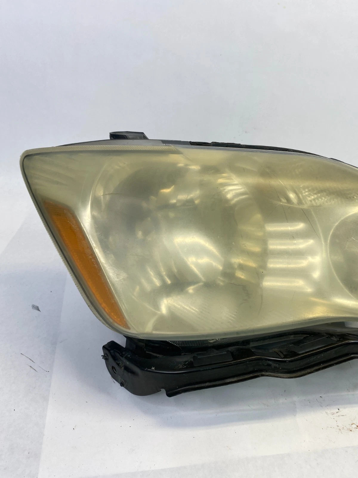 2005-2007 TOYOTA AVALON FRONT RIGHT PASSENGER HEADLIGHT HEADLAMP HALOGEN OEM