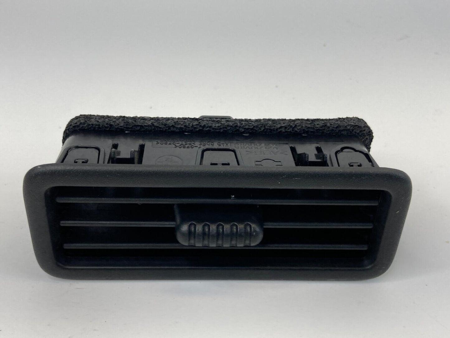 03-06 Nissan Murano Right Passenger Side B Pillar Air Vent Grill H646-5421-100