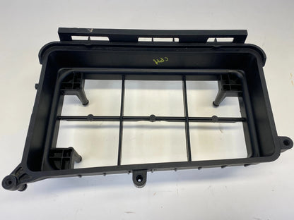 2015-2017 CHRYSLER 200 2.4L AIR CLEANER BODY HOUSING TRIM 68212804AE OEM