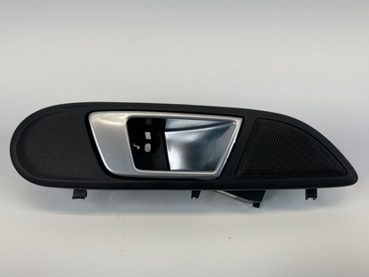 2011-2019 Ford Fiesta Front Right Side Inner Door Handle w / Speaker AE83A22600A