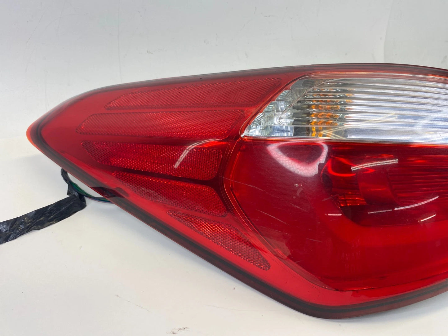 2014-2016 Kia Forte SEDAN Rear Left Side Tail Lamp Light Outer Taillight Lamp