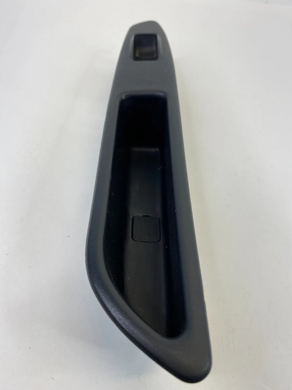 2003-2008 SUBARU FORESTER REAR RIGHT SIDE DOOR WINDOW SWITCH BEZEL TRIM COVER