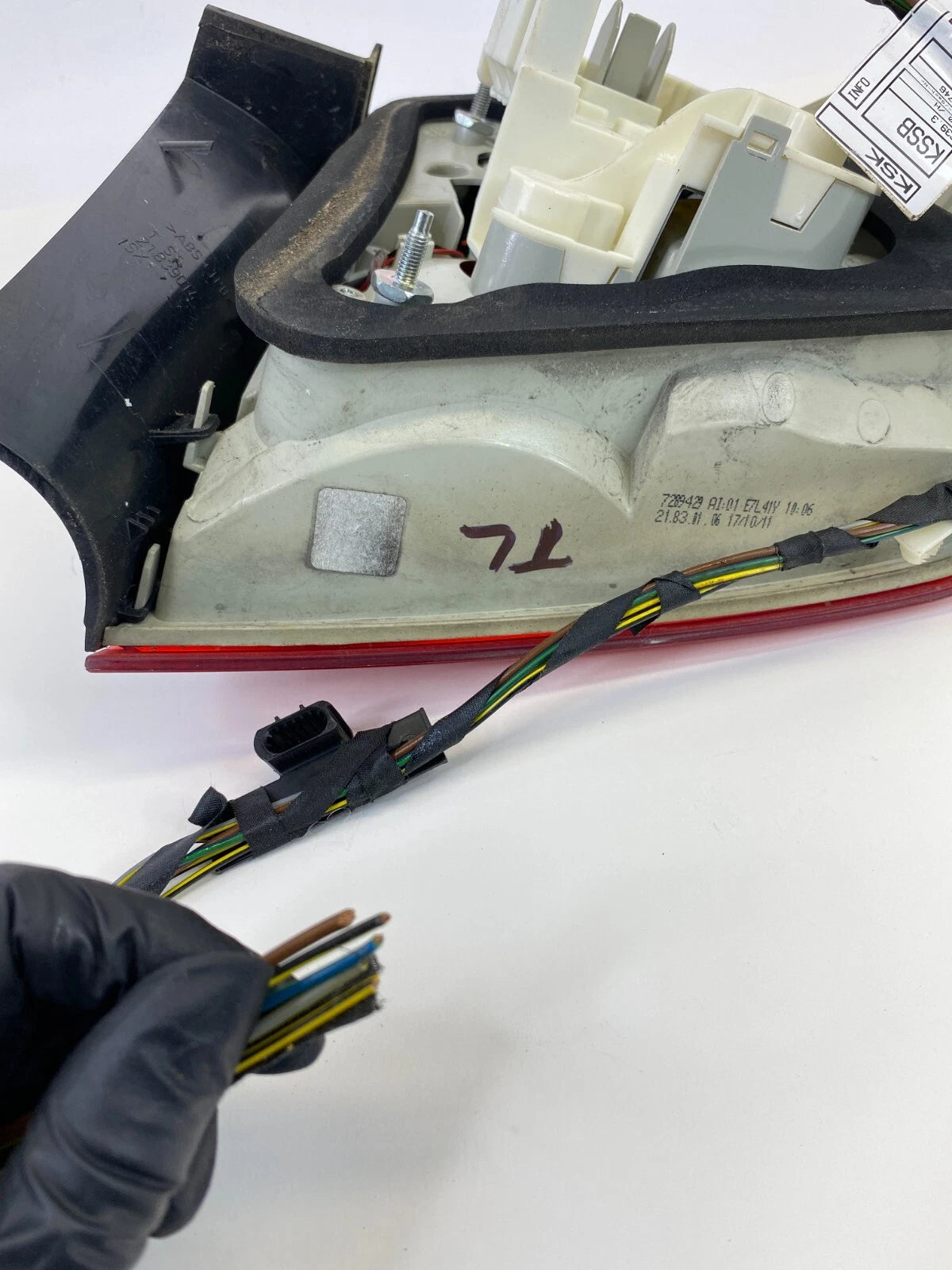 09-11 BMW 328I 328I XDRIVE LEFT DRIVER OUTER TAIL LIGHT TAILLIGHT 7289429 OEM