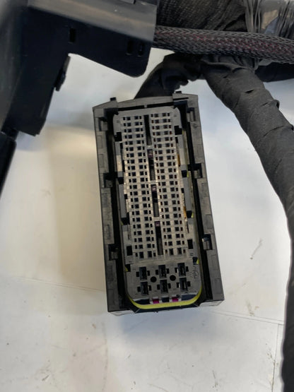 2012-2017 Fiat 500 A/T Engine Fuse Relay Box Fusebox Compartment w/ Terminal OEM