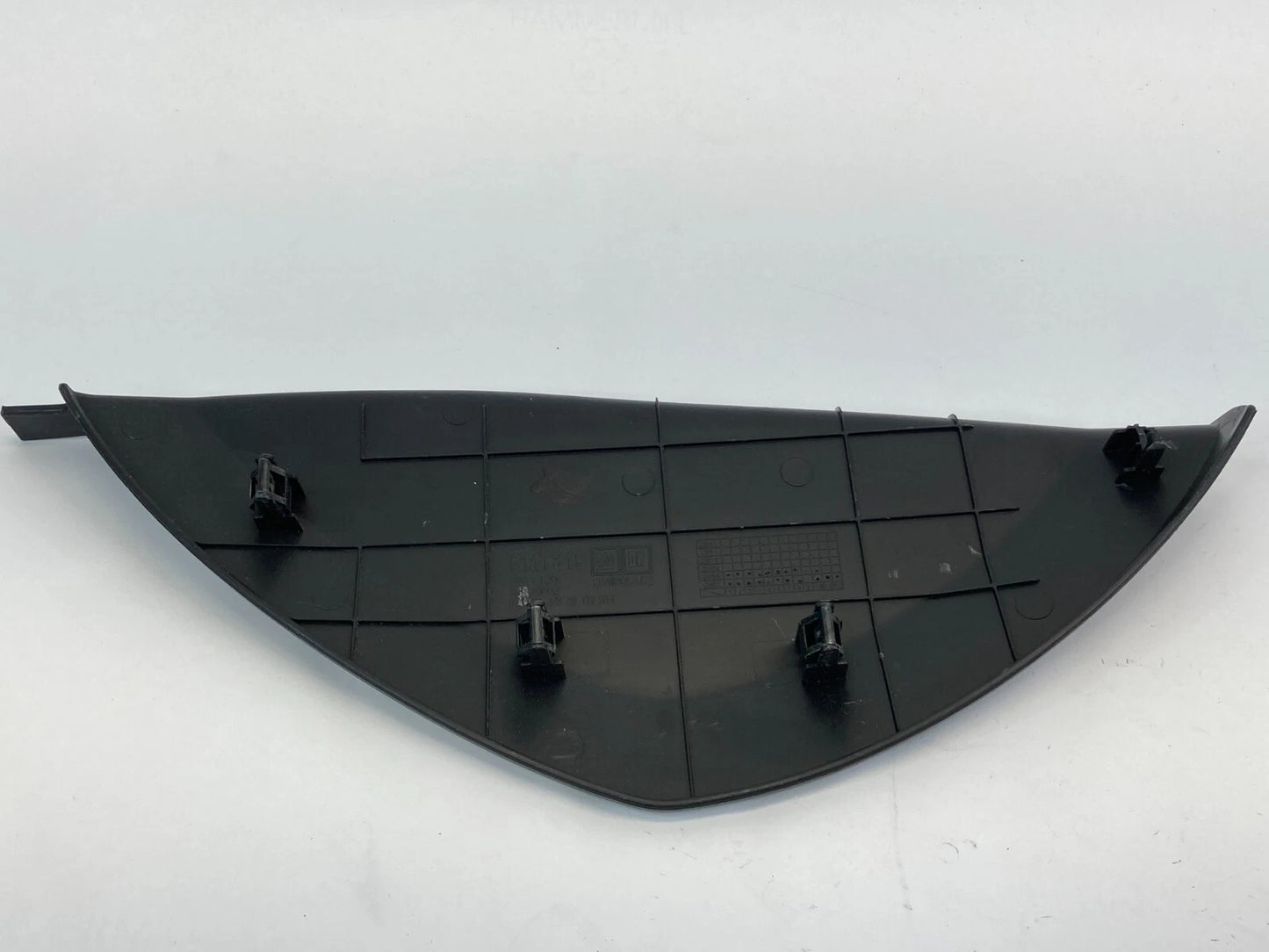 2008-2010 SATURN VUE FRONT RIGHT SIDE DASH PANEL SIDE END COVER TRIM 96835002
