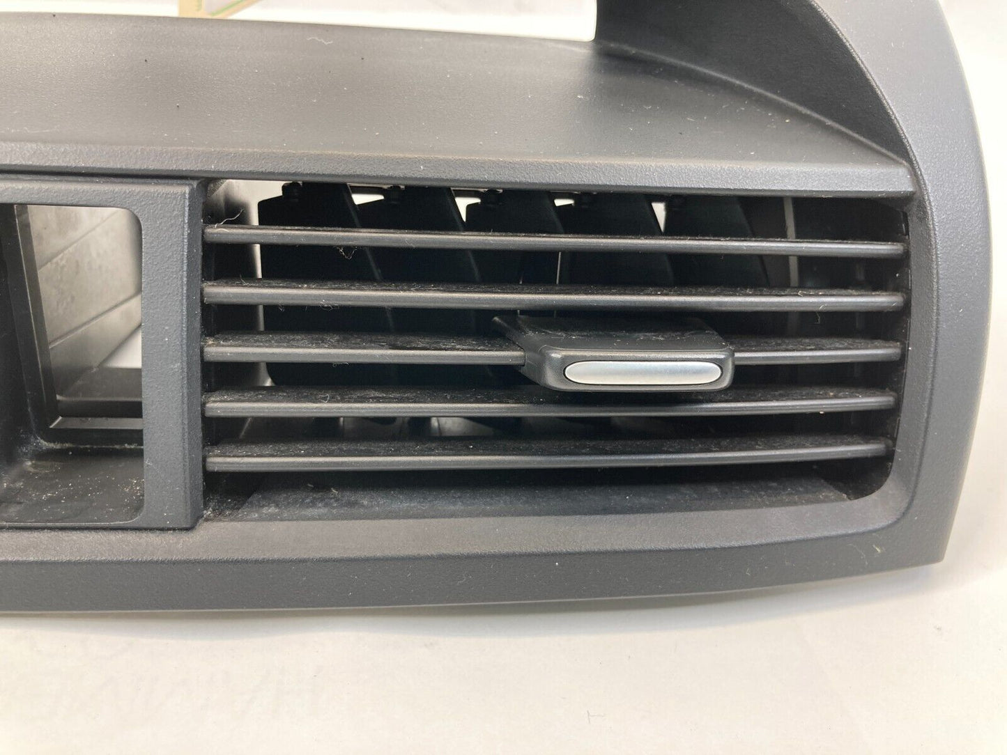 2005-2008 Acura TL Center Dash A/C Air Vent Heater Grille Duct 7727SEPA020 OEM