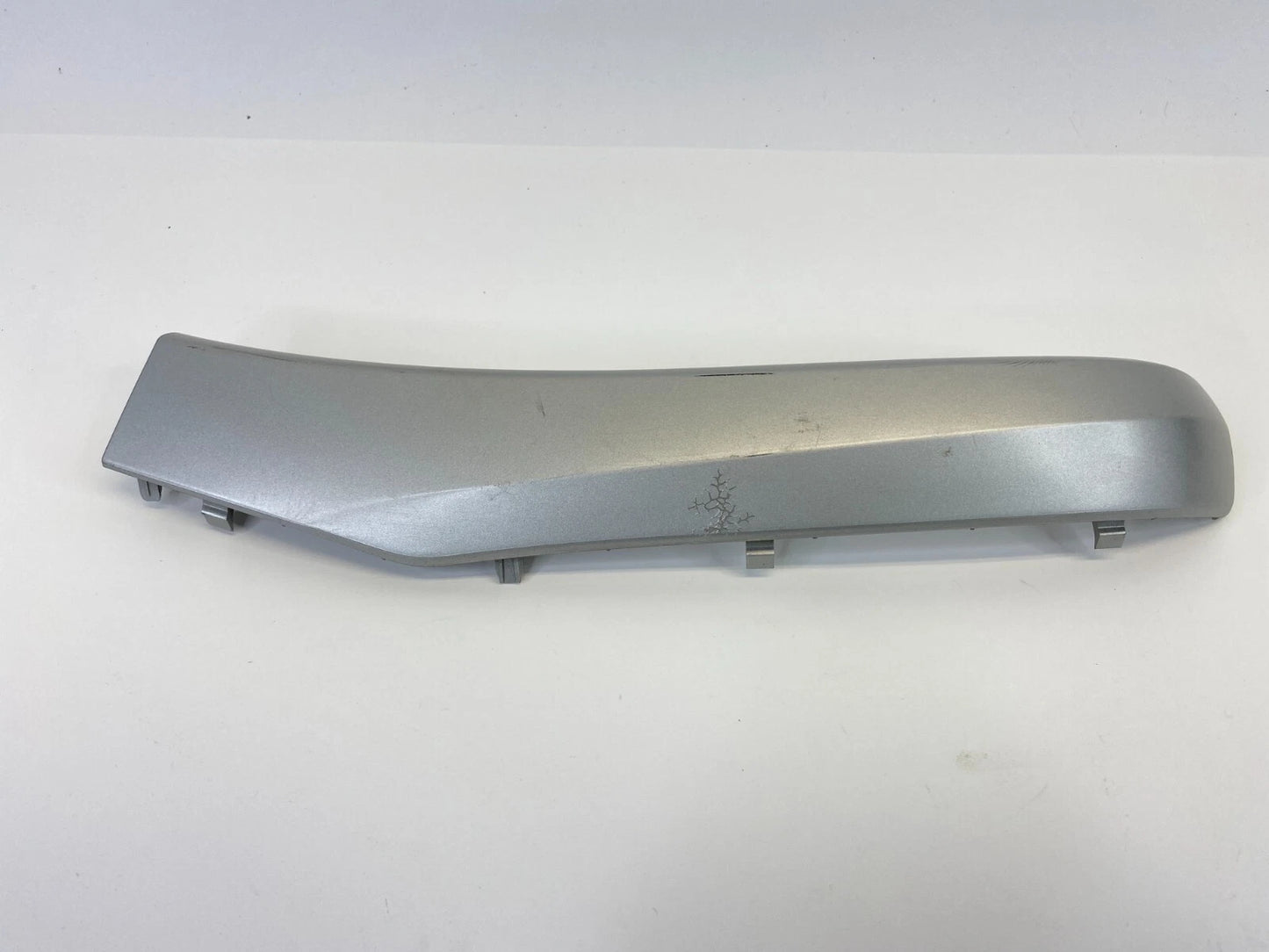 10 11 TOYOTA PRIUS FRONT LEFT INTERIOR DOOR PULL HANDLE TRIM COVER 74611-47010