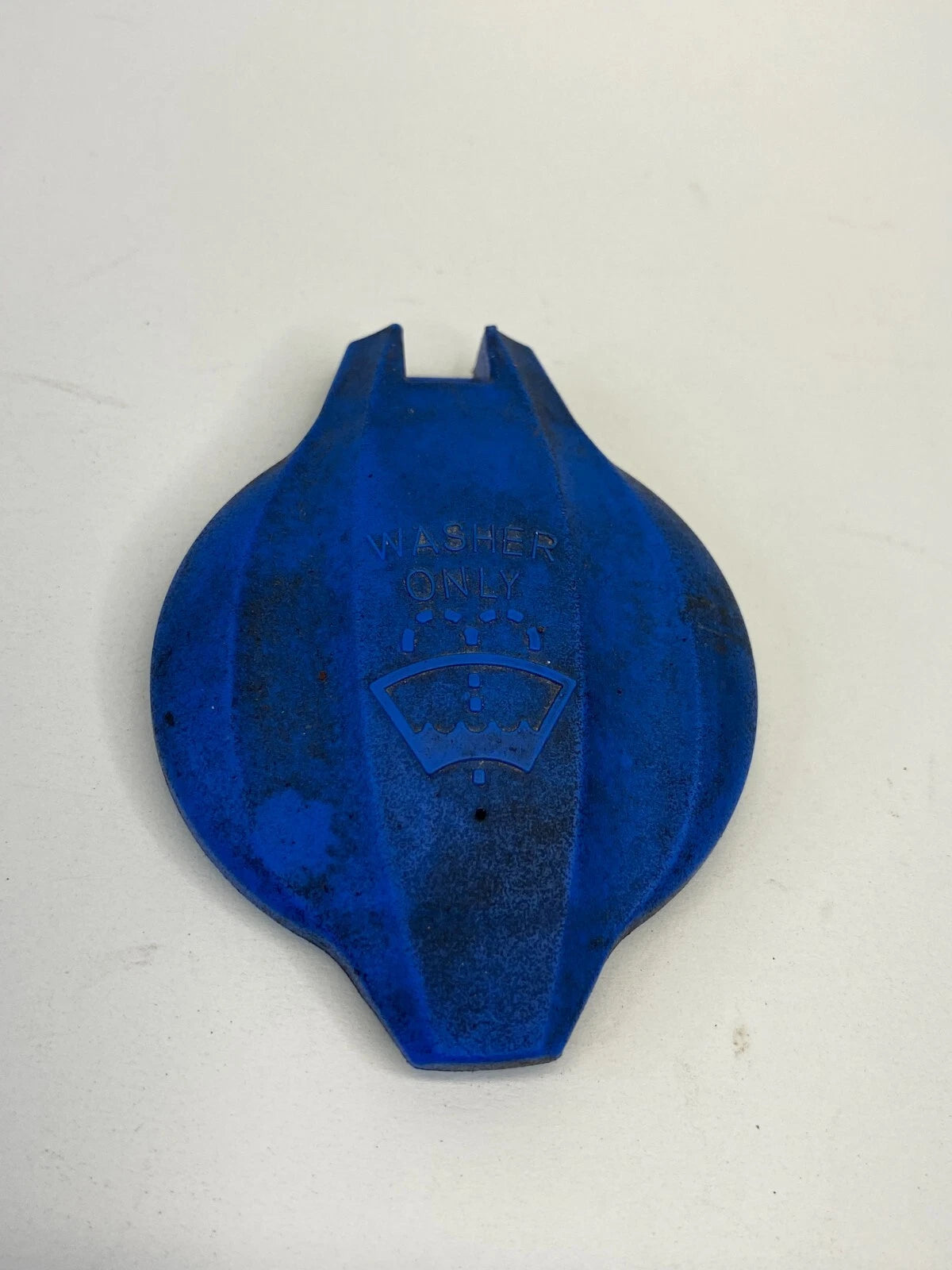 2011-2015 HYUNDAI SONATA WINDSHIELD WIPER WASHER FLUID RESERVOIR CAP OEM