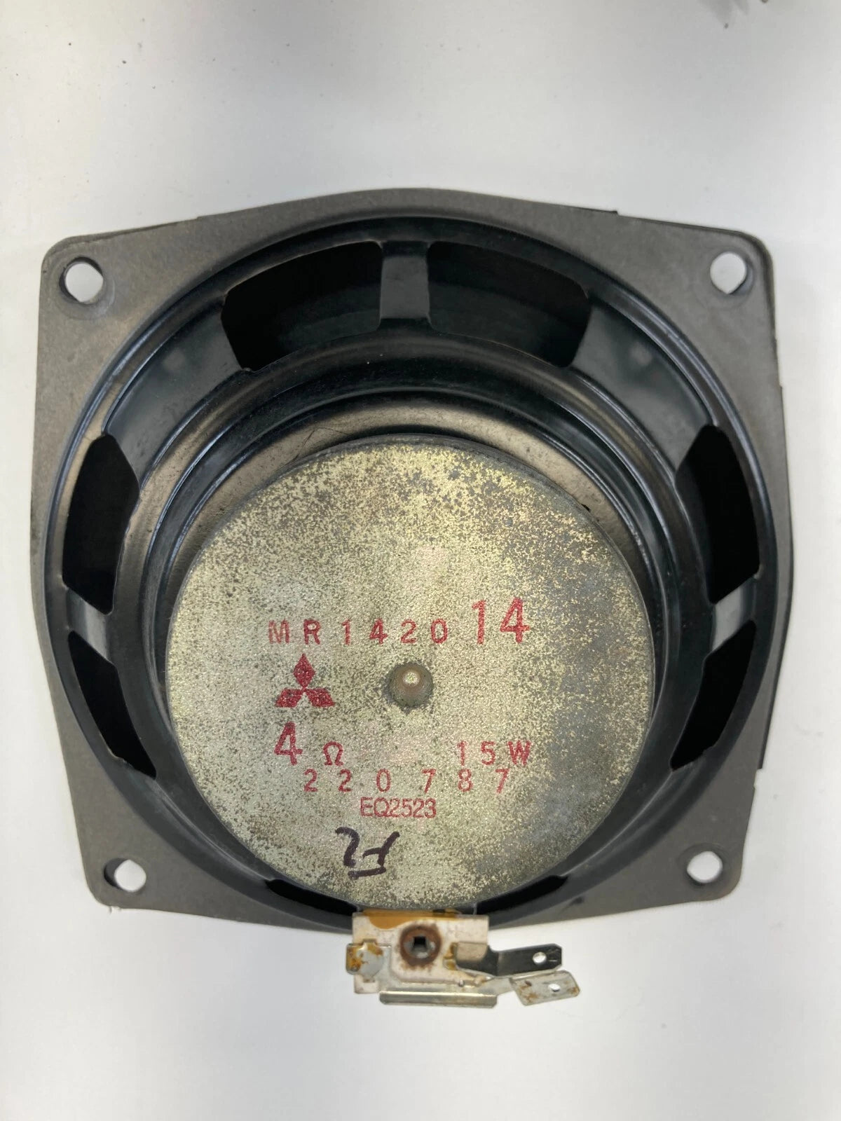 1997-2004 MITSUBISHI MONTERO SPORT FRONT LEFT DRIVER SIDE DOOR SPEAKER MR142014