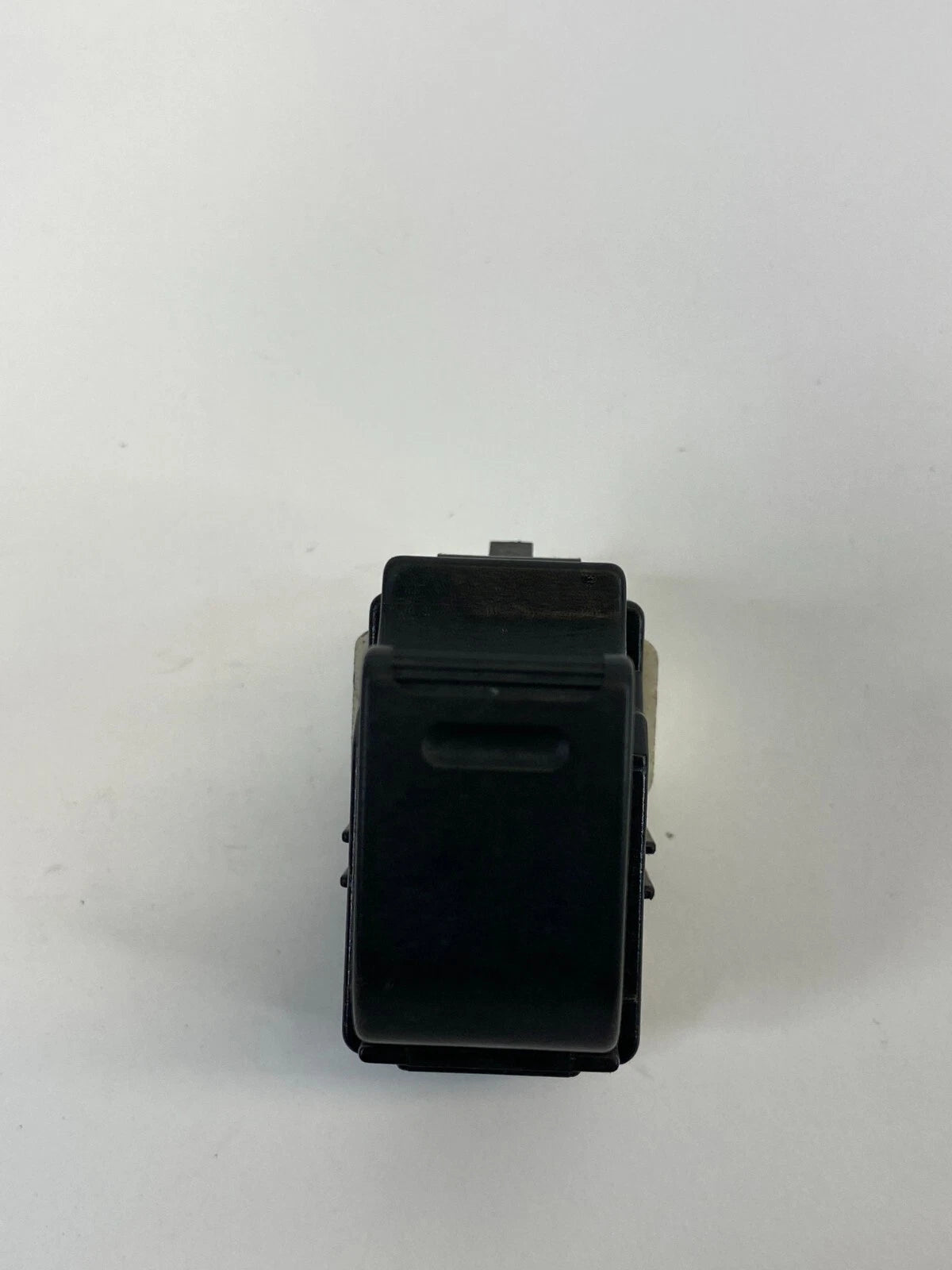 1993-2008 TOYOTA COROLLA REAR RIGHT PASSENGER DOOR POWER WINDOW BUTTON SWITCH