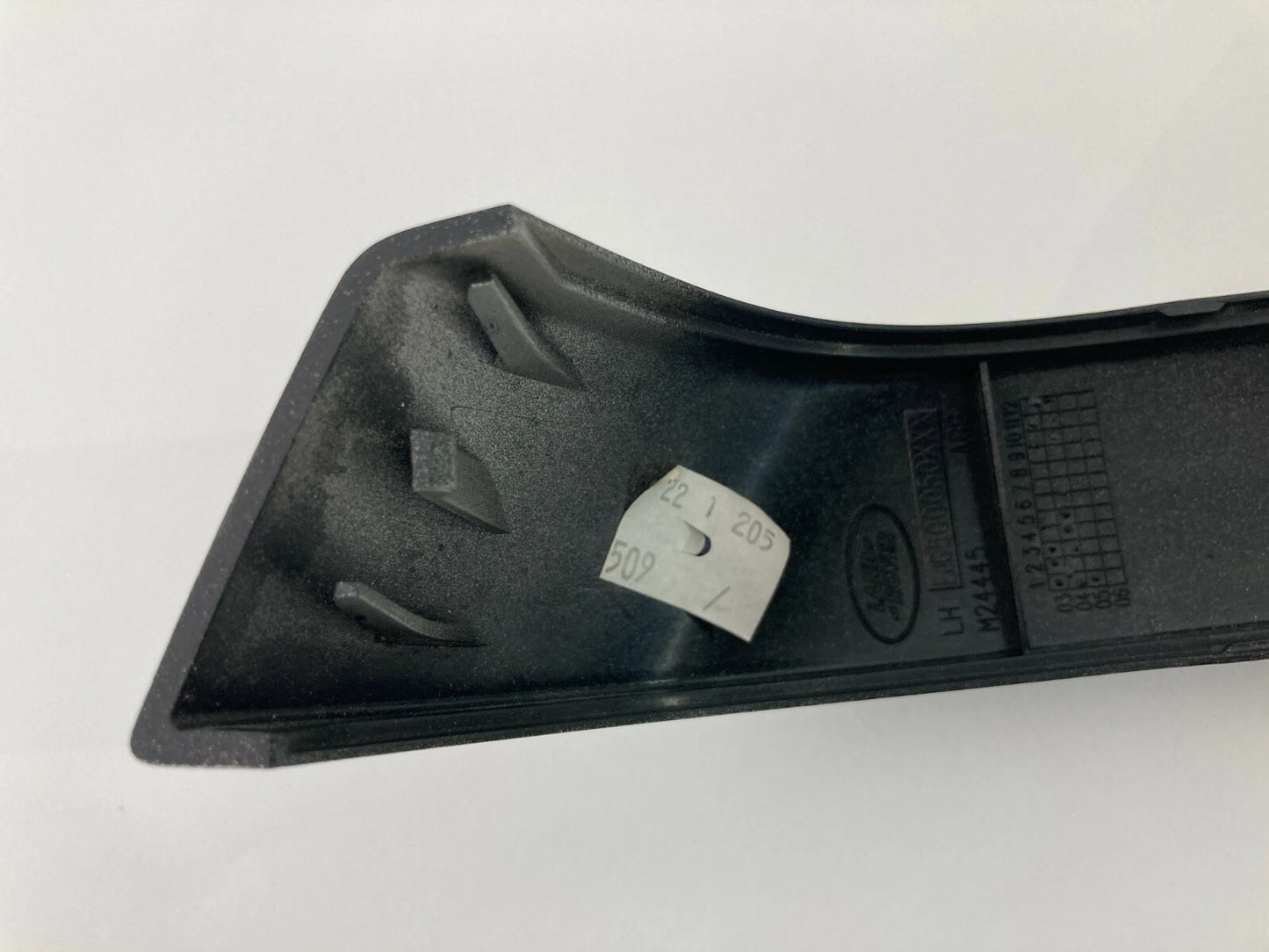2004 2005 LAND ROVER FREELANDER REAR LEFT INTERIOR DOOR PULL HANDLE TRIM COVER