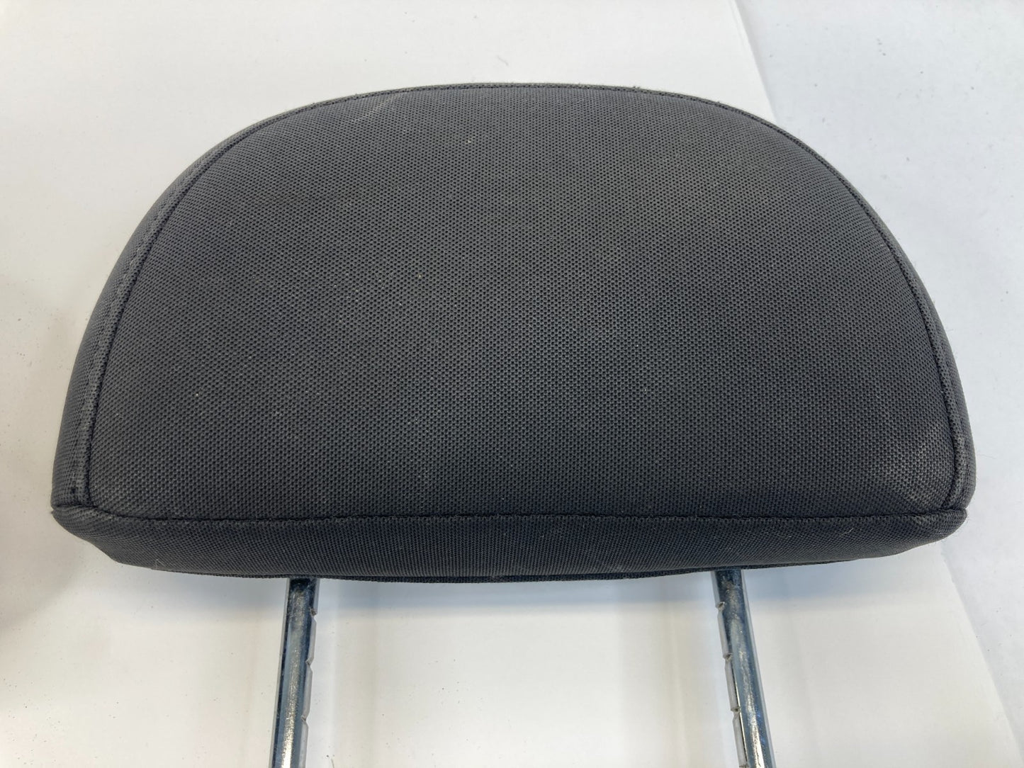 2012-2015 Chevrolet Captiva Front Left & Right Seat Headrest Head Rest Pair Set