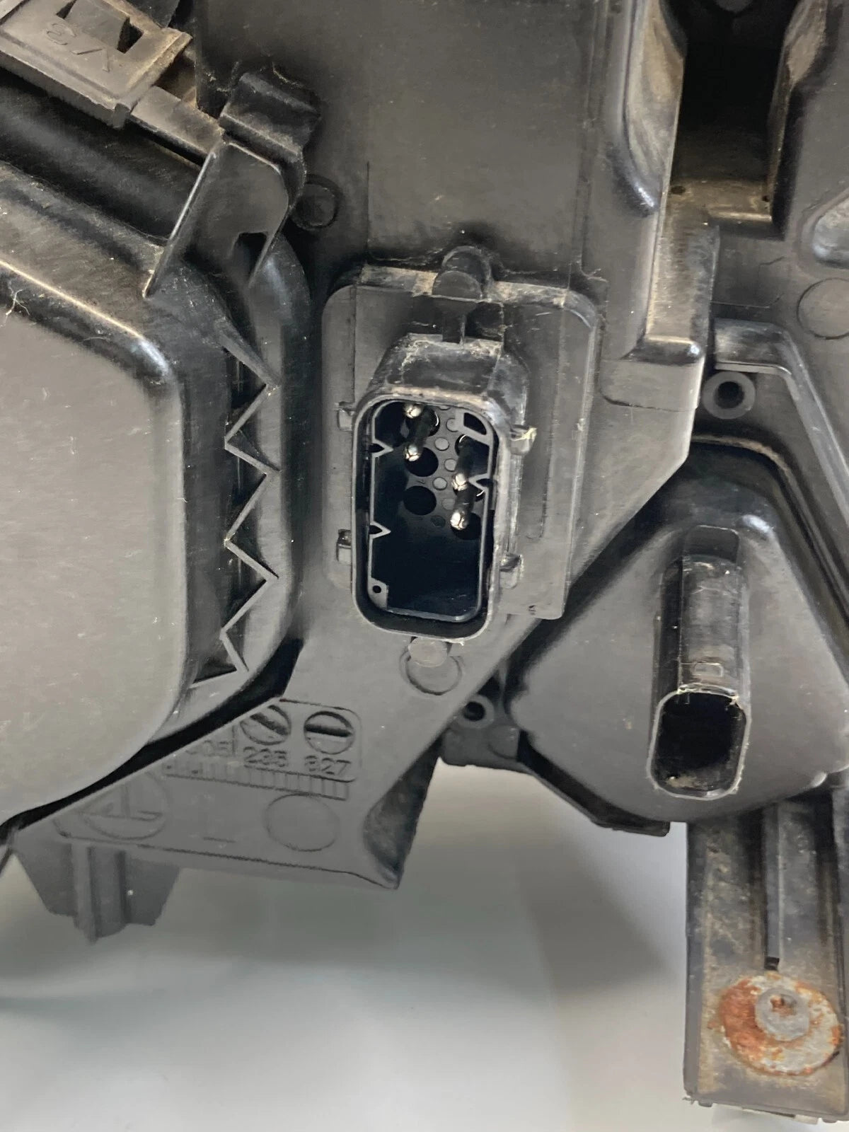 2004-2006 BMW X3 FRONT LEFT DRIVER HEADLIGHT HEADLAMP LAMP HALOGEN 3418423