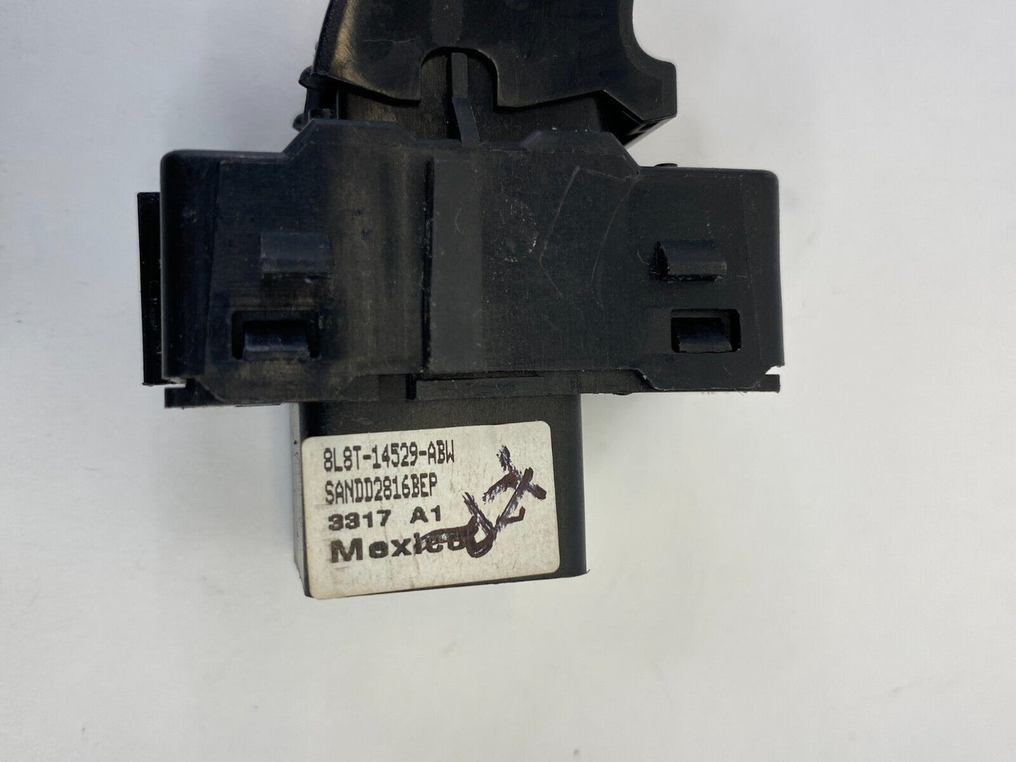 2008-2012 Ford Escape Front Right Side Door Power Window Switch 8L8T-14529-ABW