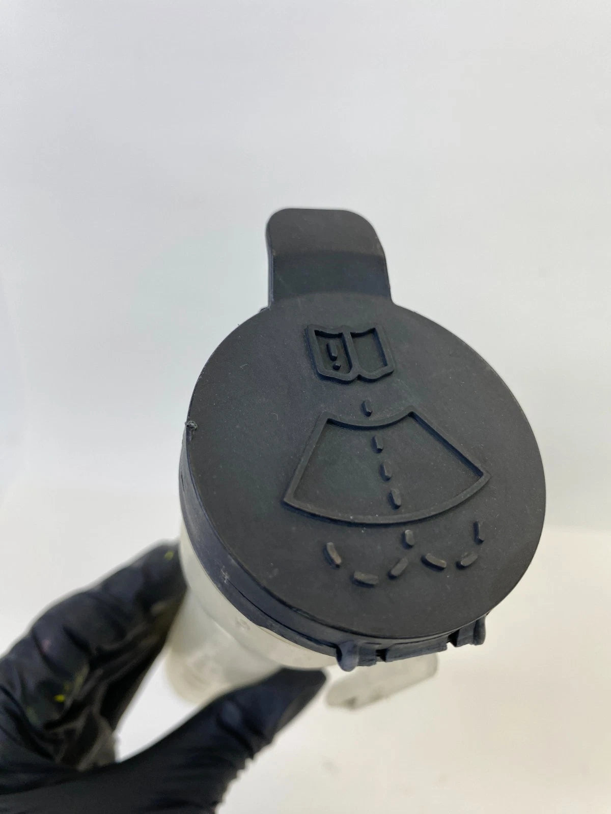 2011-2016 CHEVROLET CRUZE WINDSHIELD WASHER FLUID RESERVOIR TUBE W/ CAP OEM