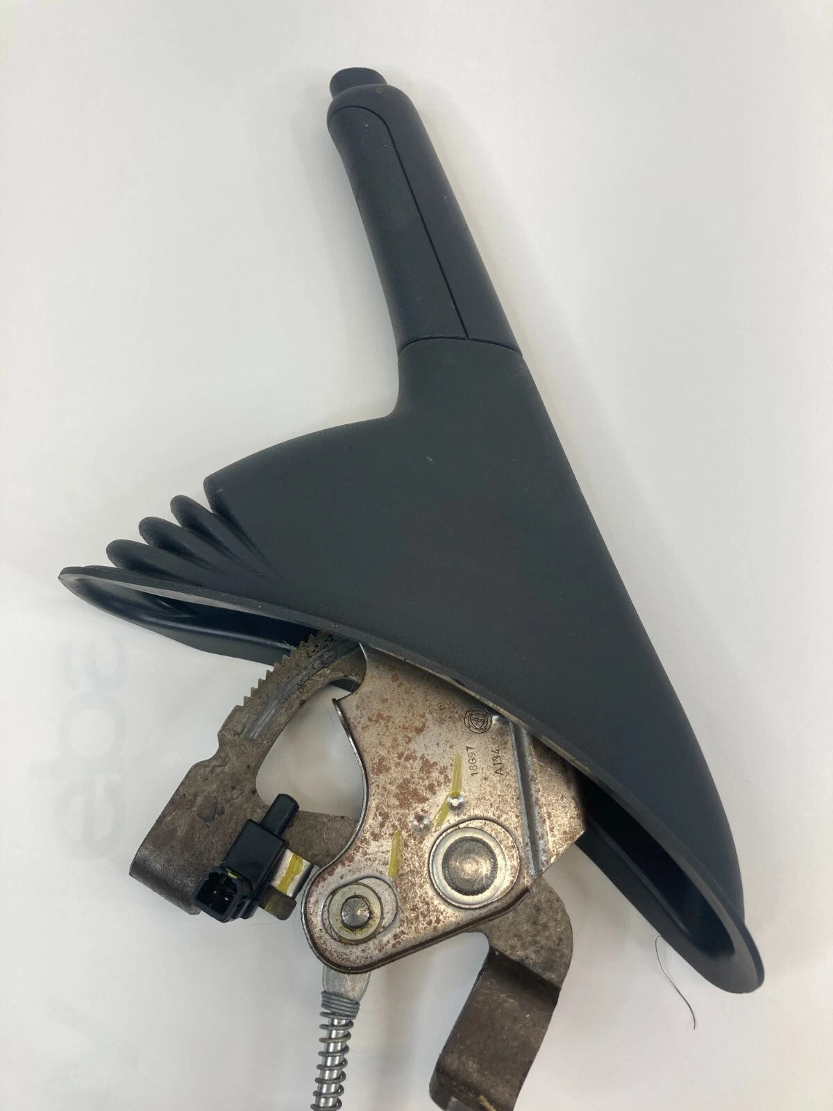 2012 FIAT 500 FLOOR CENTER CONSOLE PARKING EMERGENCY BRAKE HANDLE ASSEMBLY OEM