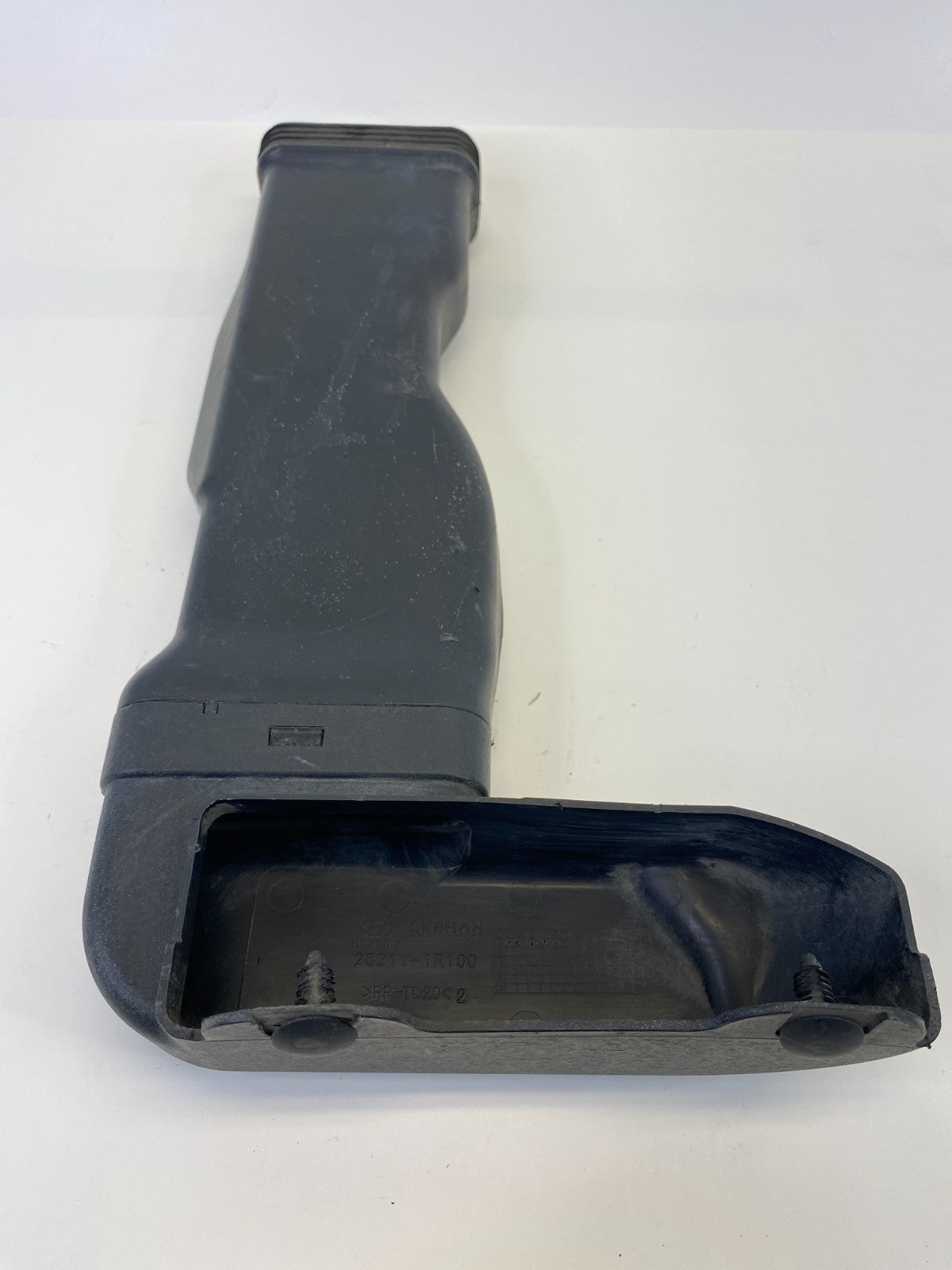 2012-2017 Hyundai Accent 1.6L L4 Air Cleaner Intake Duct Tube Hose 28212-1R100