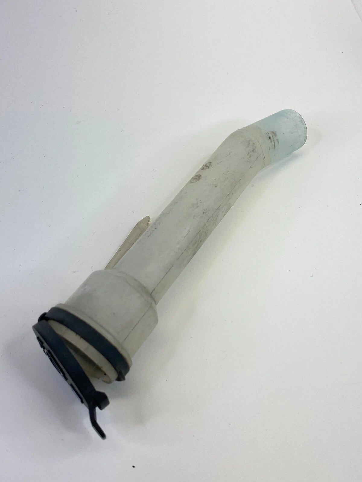 11-16 CHEVY CRUZE 2016 CRUZE LIMITED WINDSHIELD WASHER FLUID RESERVOIR TUBE OEM