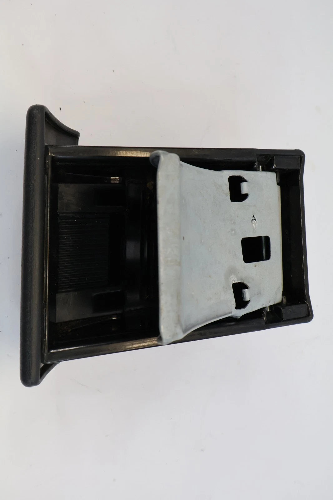 2000-2006 TOYOTA TUNDRA DASH ASH TRAY PULL OUT ASHTRAY INSERT HOLDER OEM