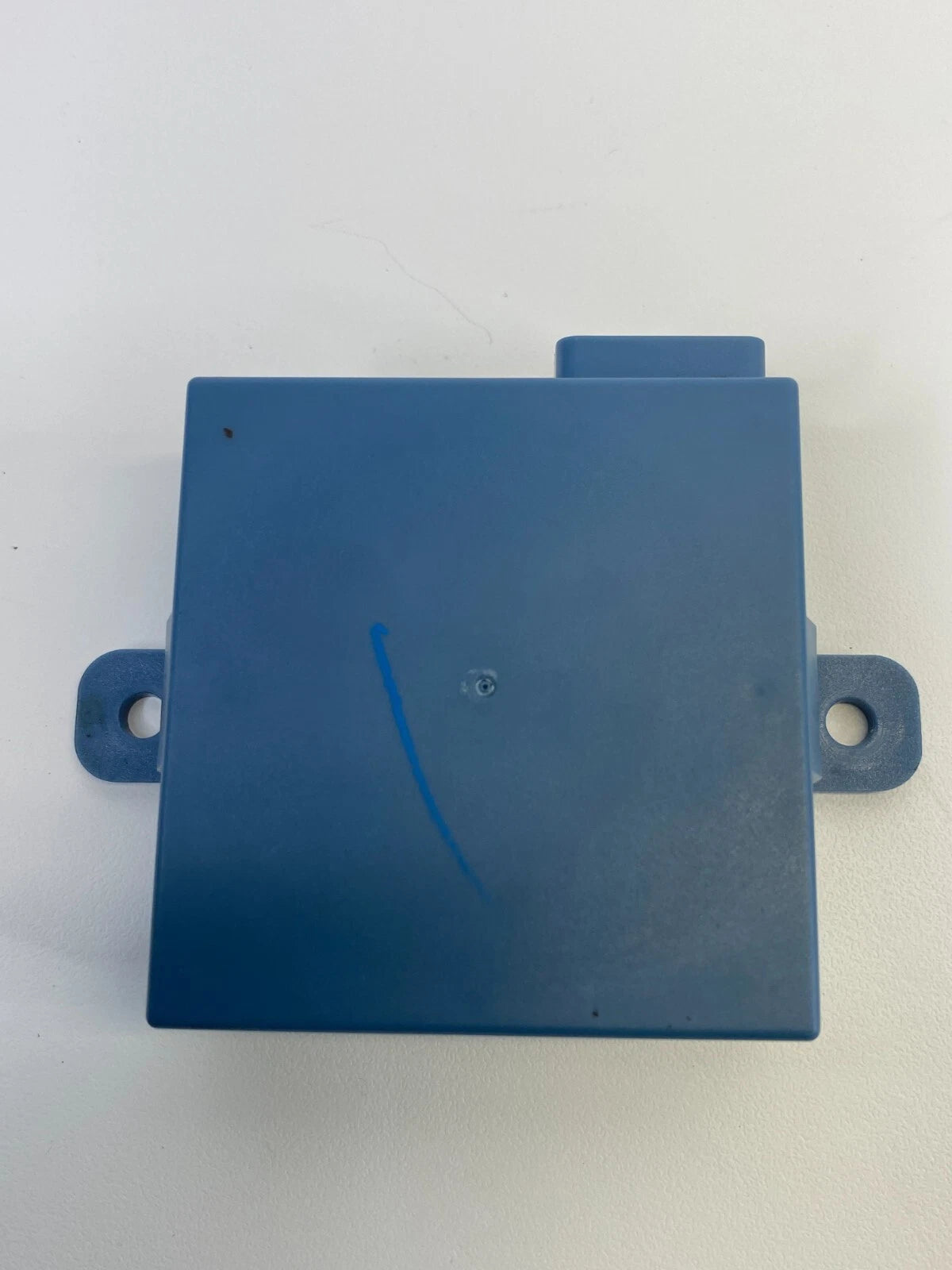2013 FORD FIESTA AMBIENT LIGHT CONTROL COMPUTER MODULE UNIT AE83-13E702-AA OEM