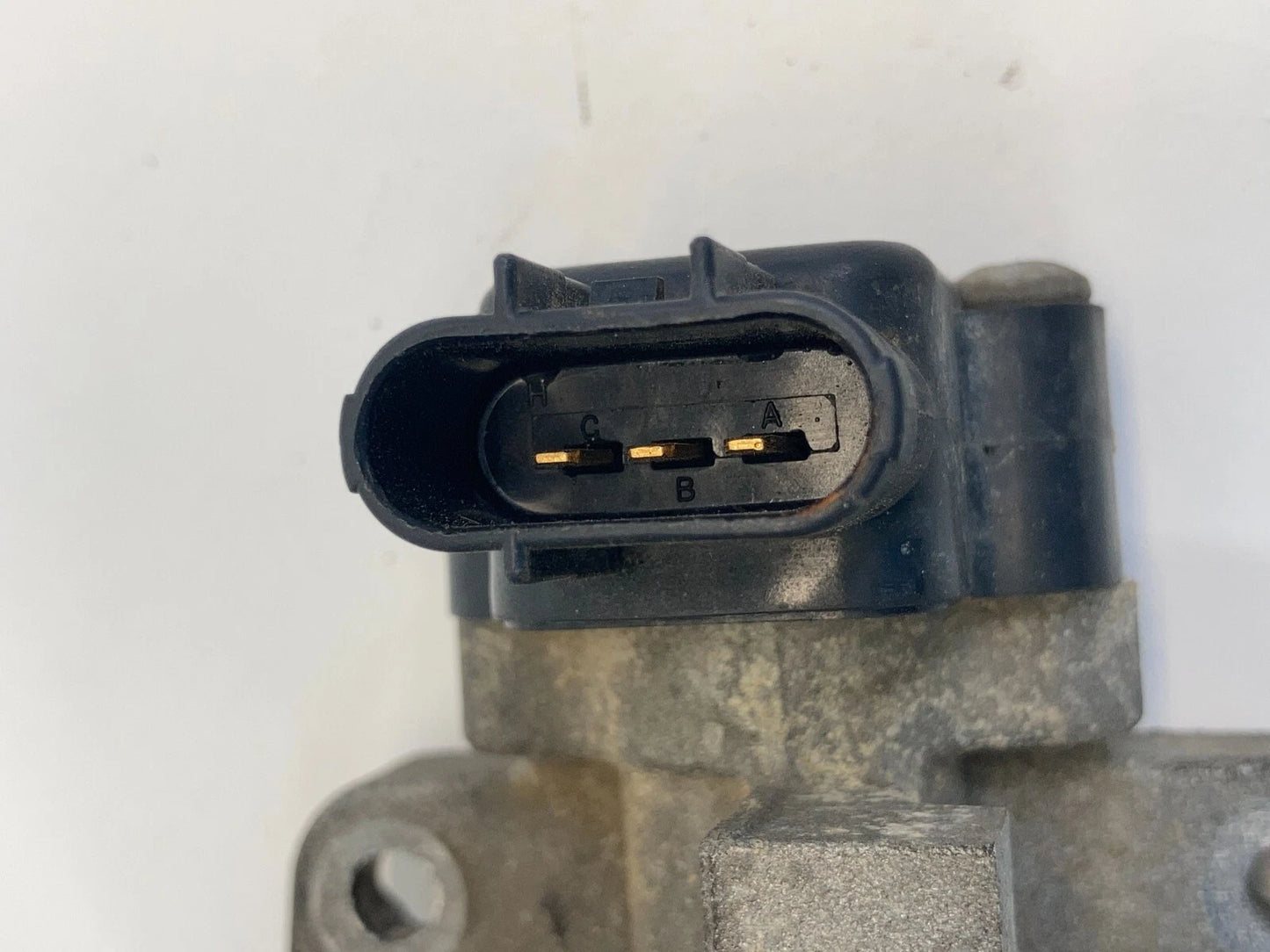 2000-2003 Ford Taurus Sable Sedan 3.0L V6 OHV Throttle Body Throttle Valve