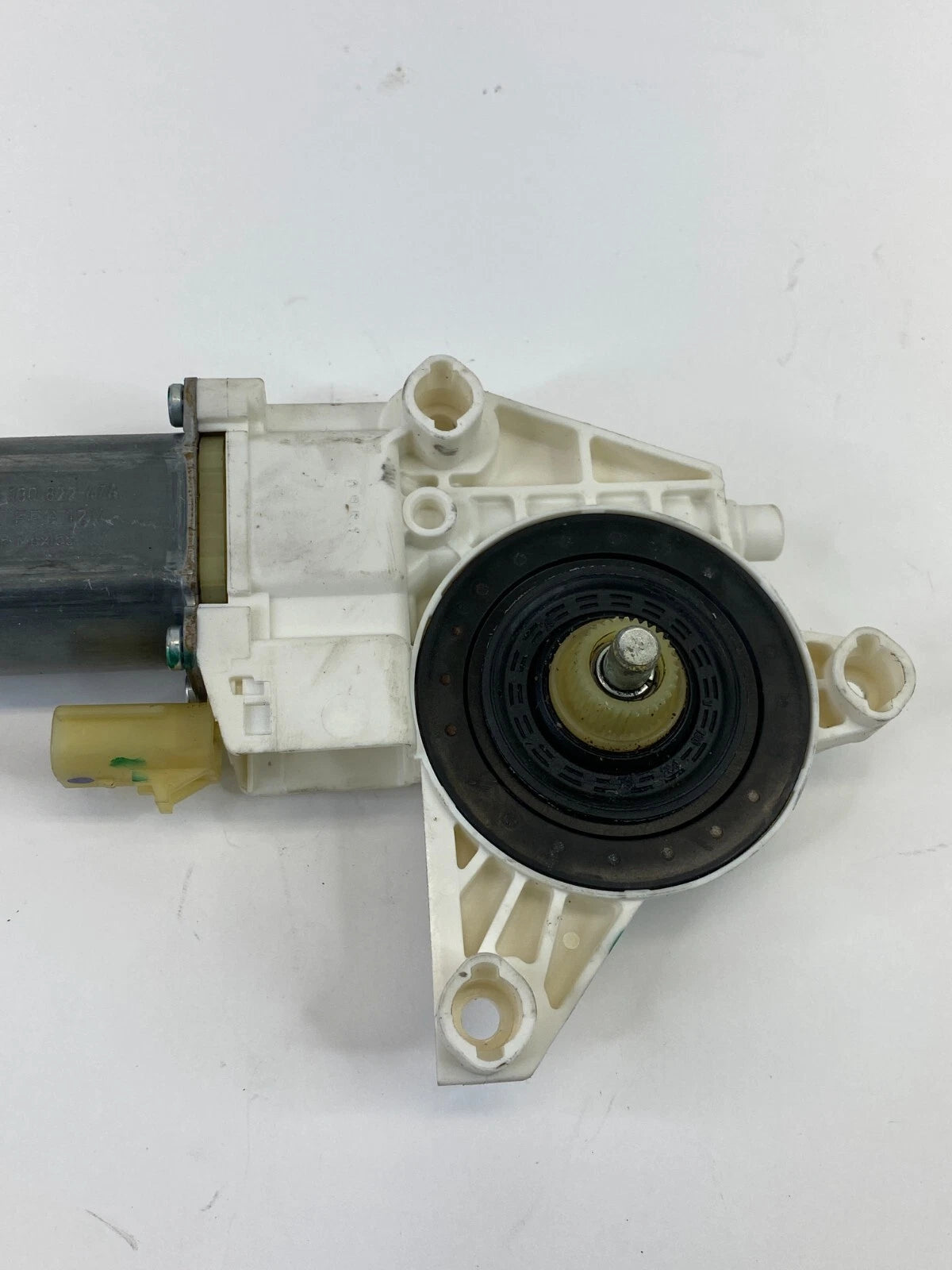 2009-2020 DODGE JOURNEY REAR RIGHT PASSENGER DOOR WINDOW MOTOR 0130822474 OEM