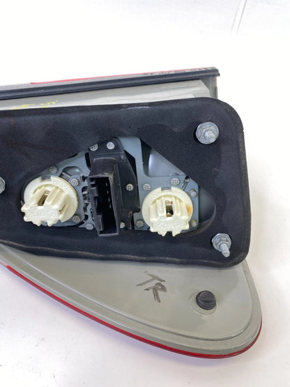 2004 2005 2006 BMW X5 RIGHT OUTER SIDE TAIL LIGHT TAILLIGHT LAMP 63217164474 OEM