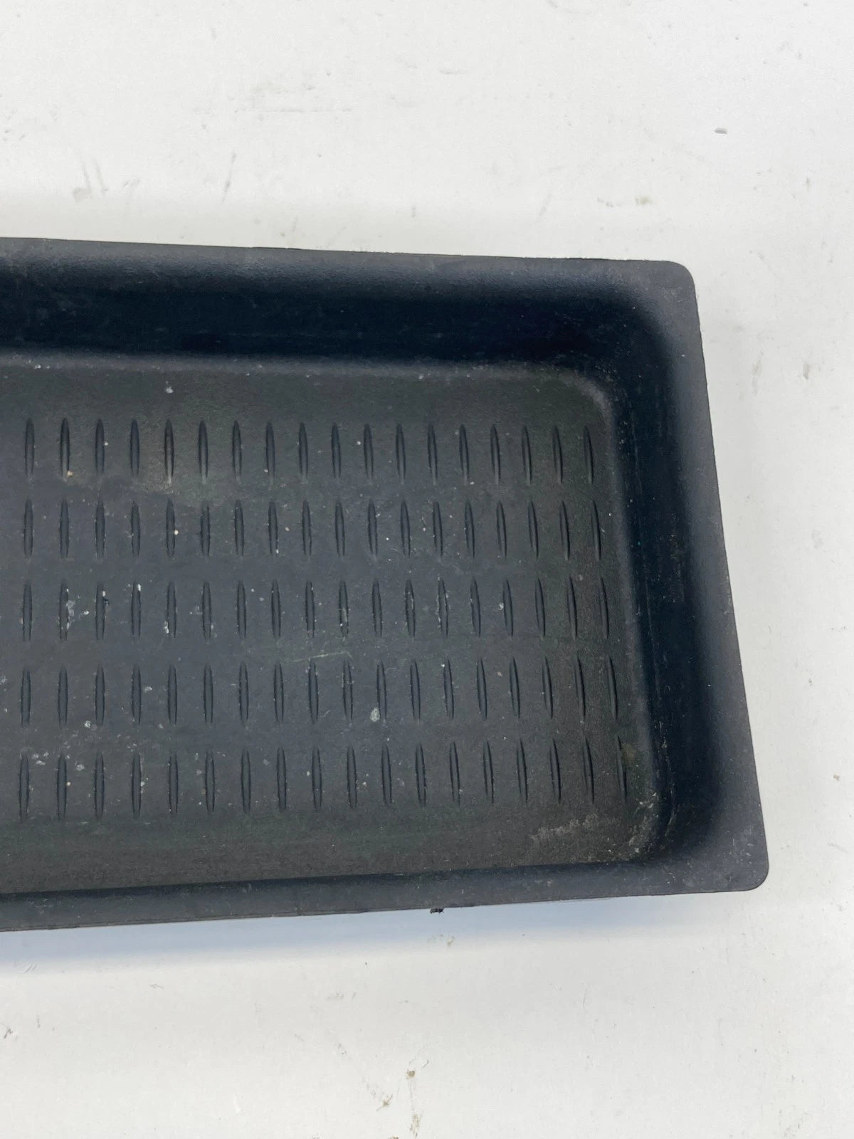 2007 2008 BMW 328XI FRONT CENTER CONSOLE STORAGE MAT COVER INSERT 51167118064