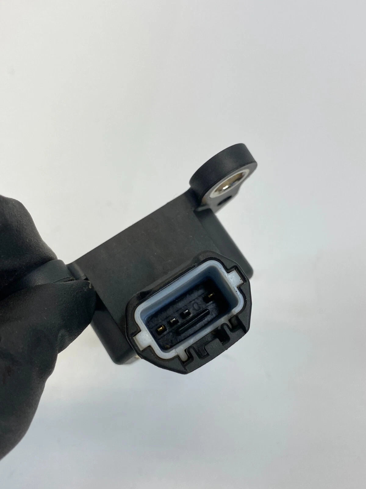 1998-2005 LEXUS GS300 BRAKE SYSTEM DECELERATION SENSOR 89441-30050 OEM