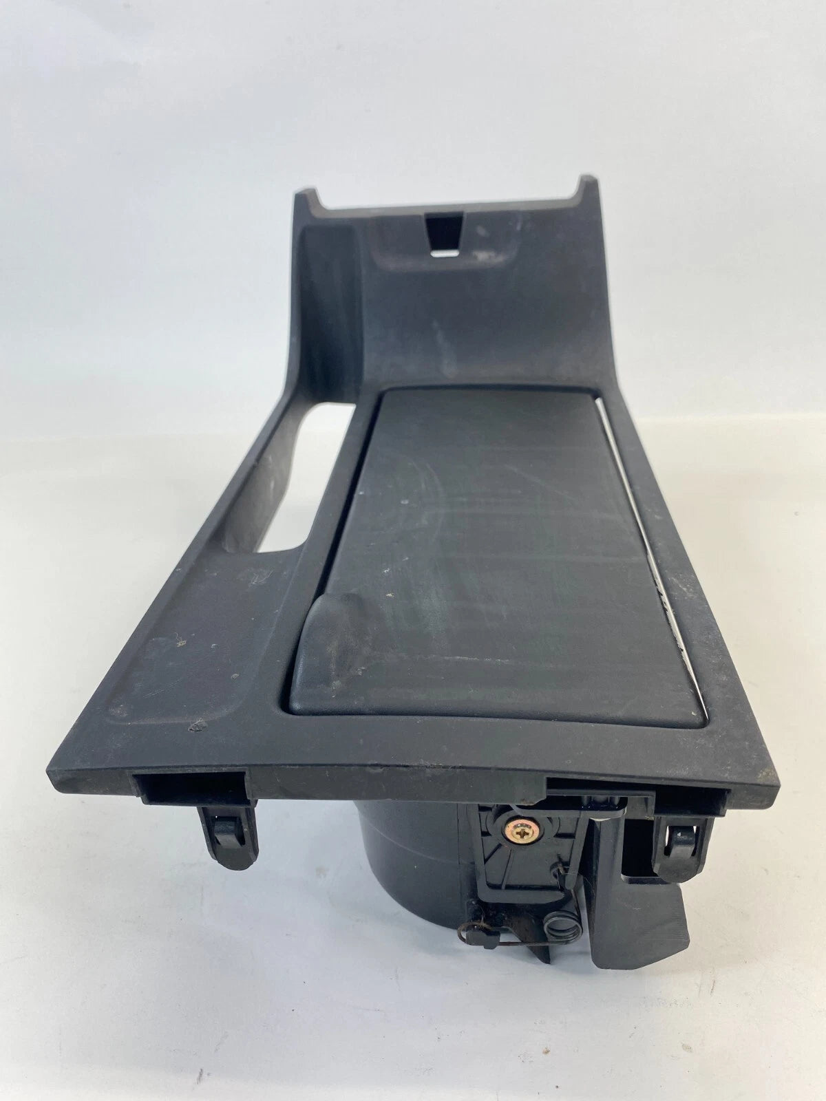 2004-2006 MAZDA 3 CENTER CONSOLE DUAL CUPHOLDER CUP HOLDER BP4K-64361 OEM