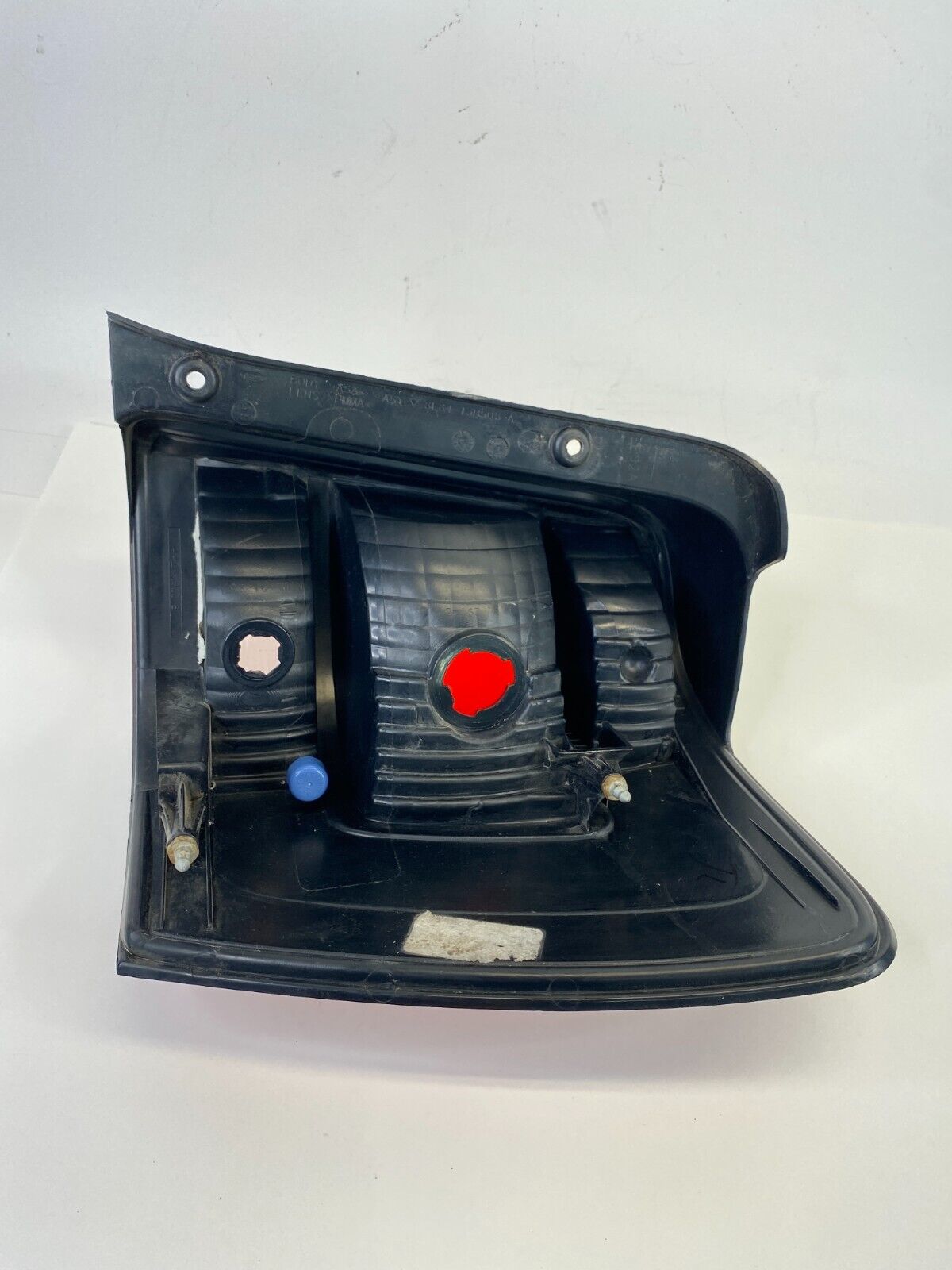 2008-2012 Ford Escape Left Side Tail Light Taillight Taillamp 8L84-13B505-A OEM