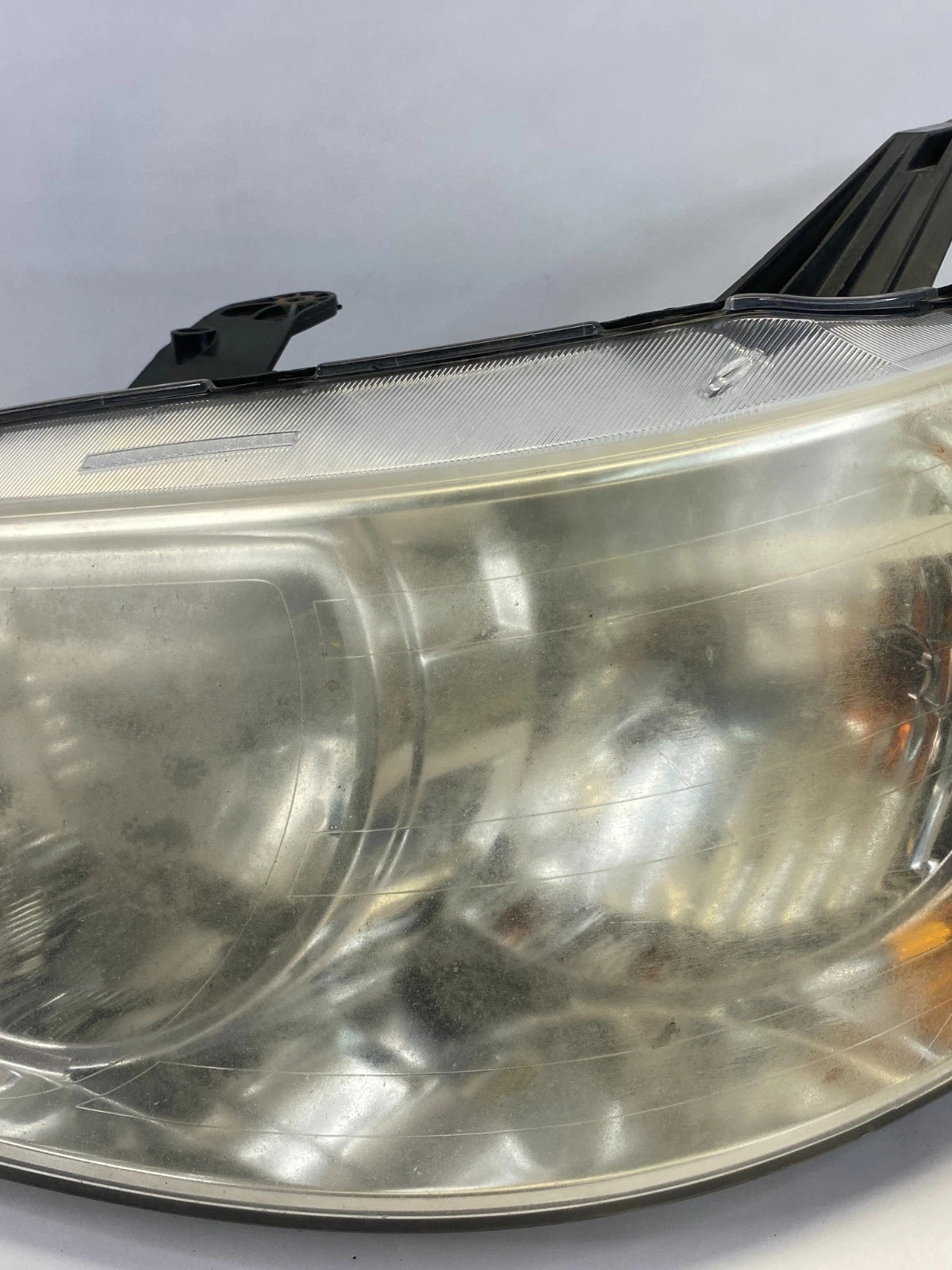 2006-2009 PONTIAC TORRENT HEADLIGHT LAMP HOUSING ASSEMBLY FRONT LEFT OEM FACTORY