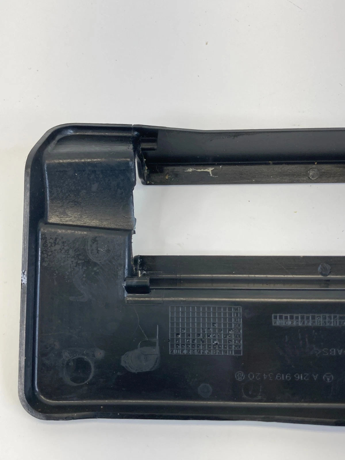 2007-2014 Mercedes-Benz CL550 Front Seat Rail Runner Cover 2169193420 OEM