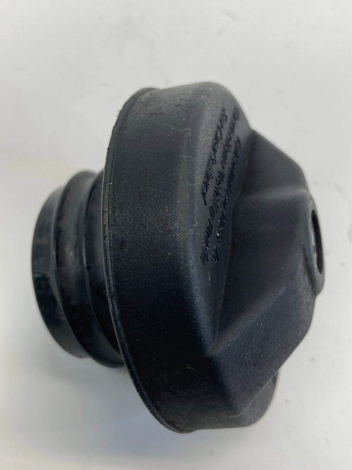2011-2020 NISSAN ROGUE 09-24 GT-R 2.5L FUEL FILLER TANK GAS LID CAP COVER