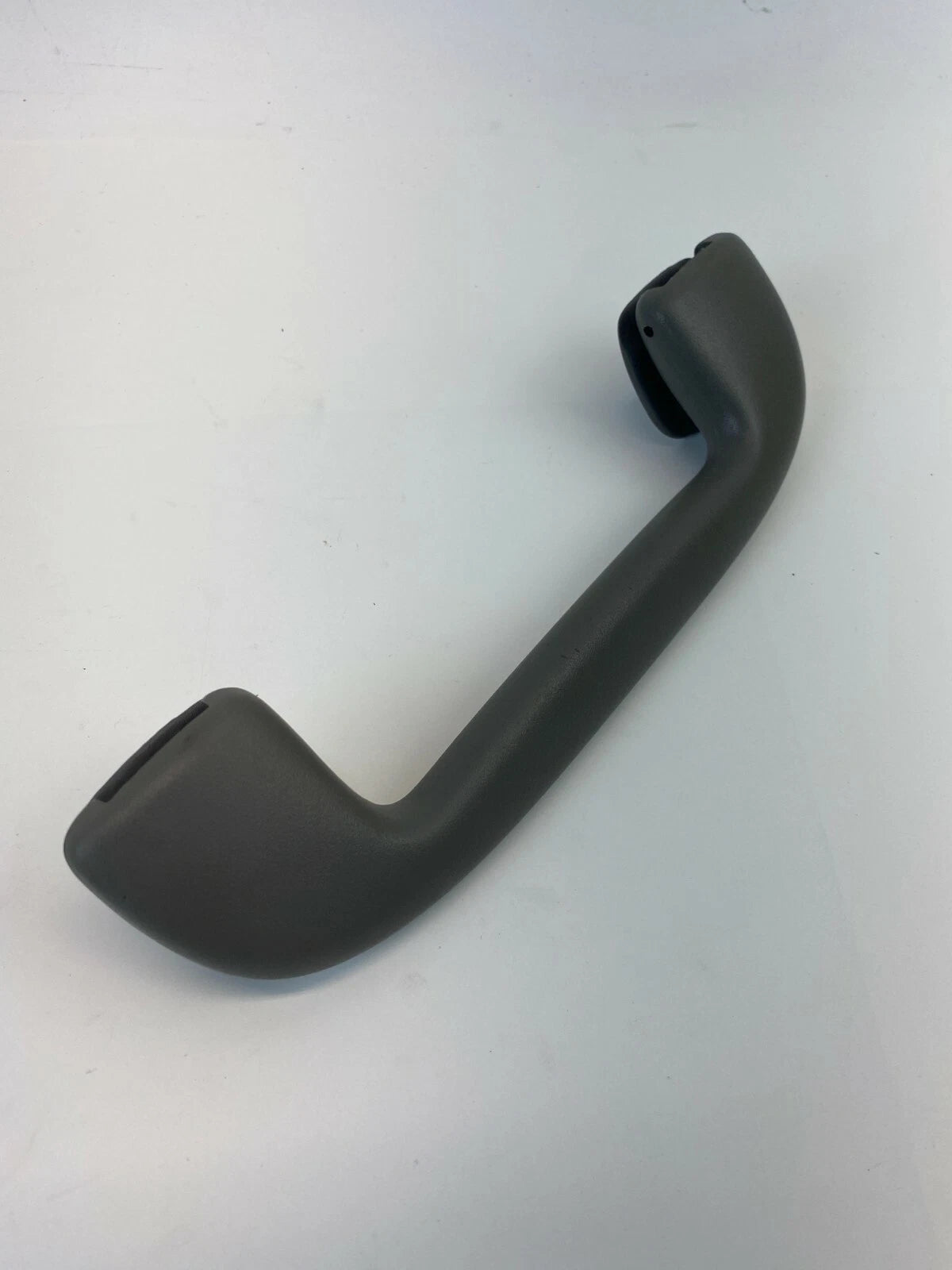 2000-2005 CHEVROLET IMPALA FRONT RIGHT PASSENGER SIDE OVERHEAD GRAB HANDLE OEM
