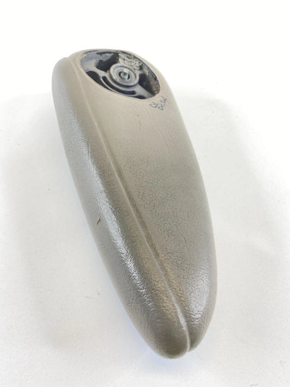 2004-2007 DODGE GRAND CARAVAN REAR RIGHT SEAT RIGHT SIDE ARMREST ARM REST 51861