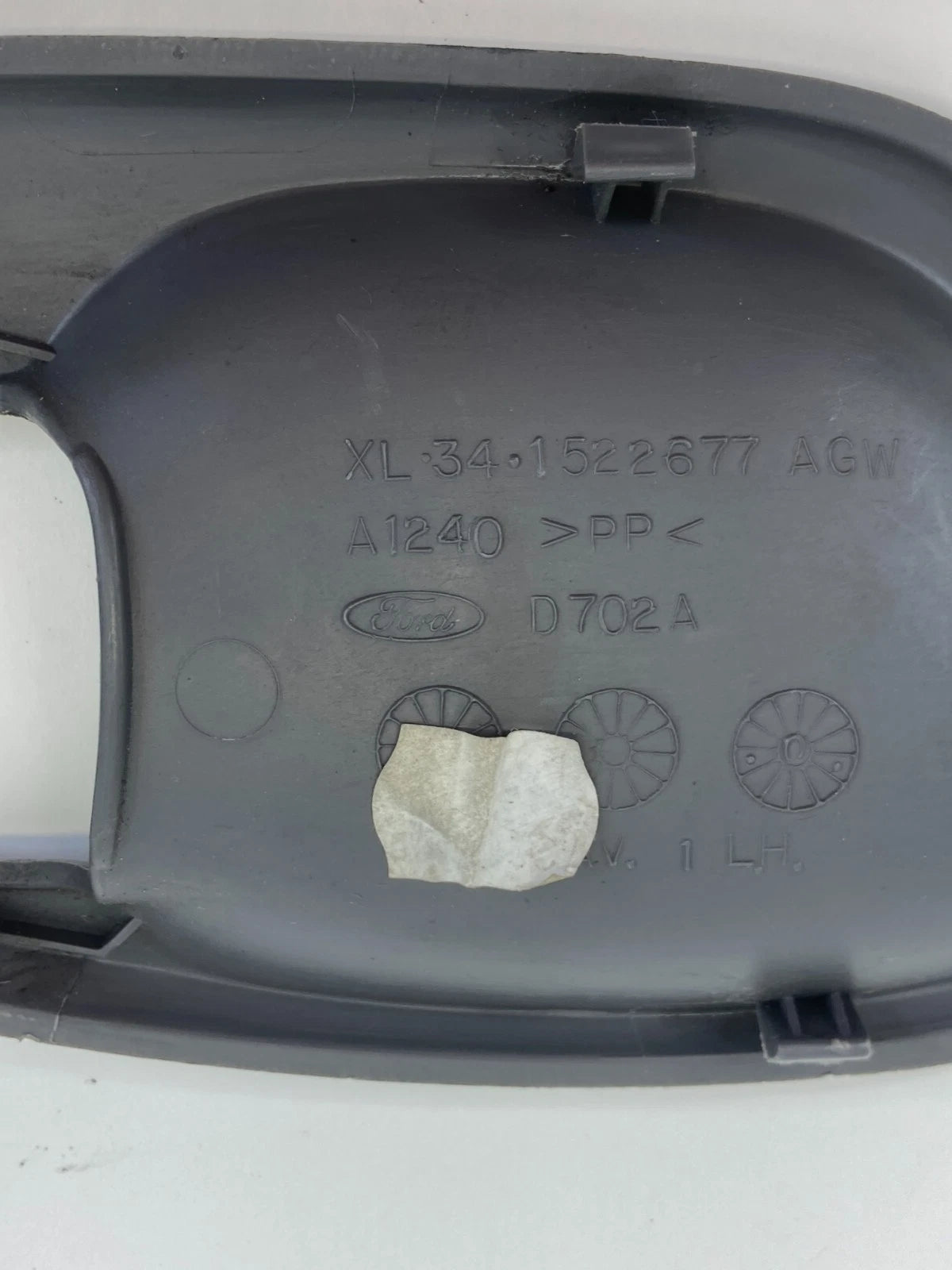 1997-2003 FORD F-150 FRONT LEFT SIDE INTERIOR DOOR HANDLE BEZEL XL34-1522677-AGW