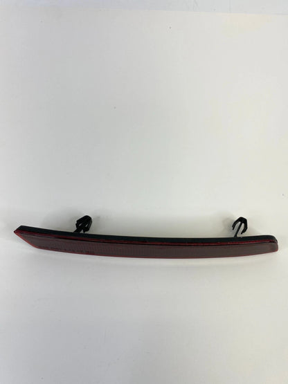 13-15 CHEVROLET MALIBU REAR BUMPER RIGHT OUTER SIDE REFLECTOR LAMP GM20998413