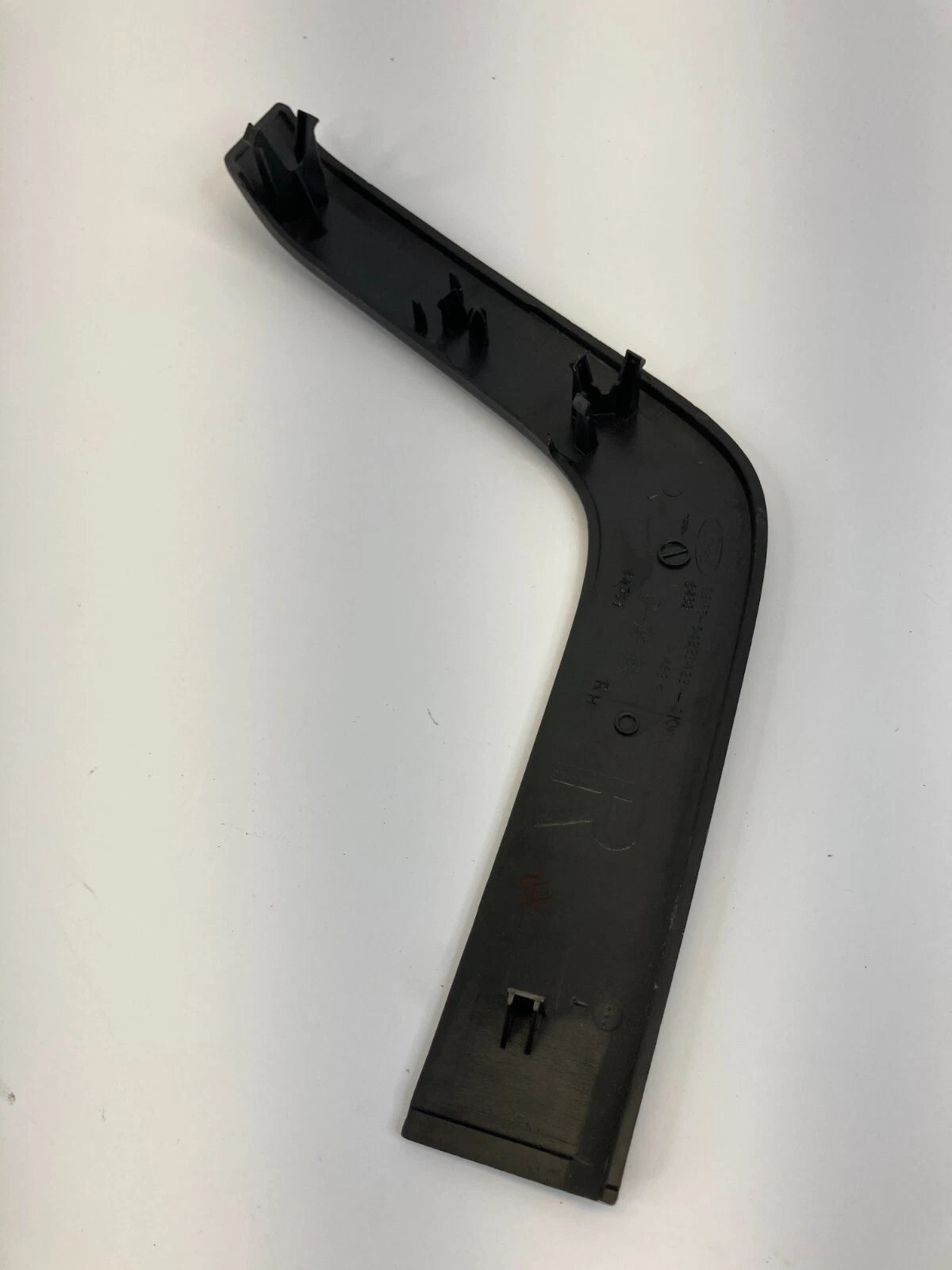 08-11 FORD FOCUS FRONT RIGHT SIDE DOOR PULL HANDLE FINISH TRIM 8S43-5422642B-BKW