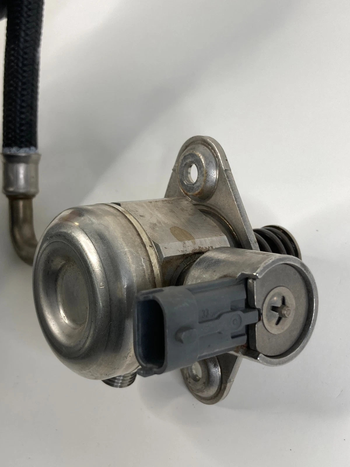 14-19 EXPLORER INTERCEPTOR UTILITY 3.5L HIGH PRESSURE FUEL PUMP AA5E9D376 OEM