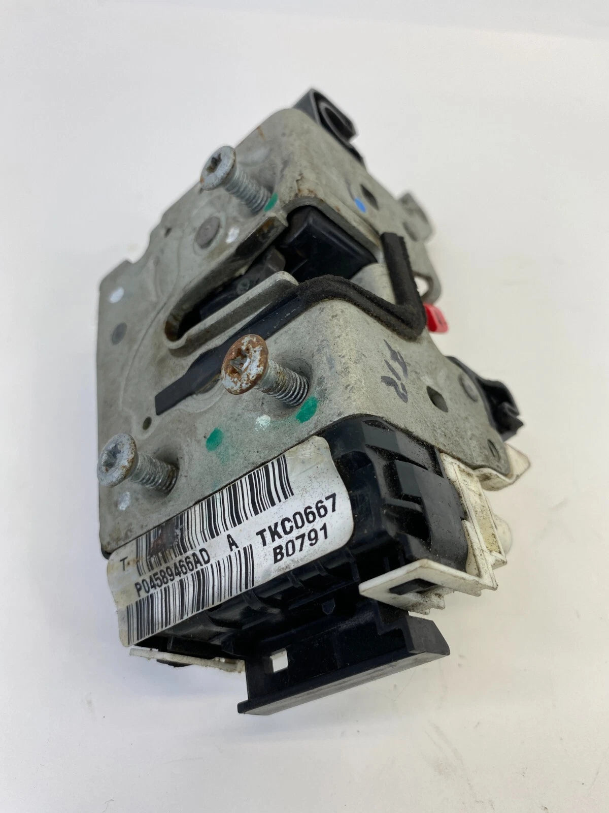 2007-2011 DODGE NITRO FRONT RIGHT DOOR LOCK LATCH RELEAS ACTUATOR 04589466AD OEM