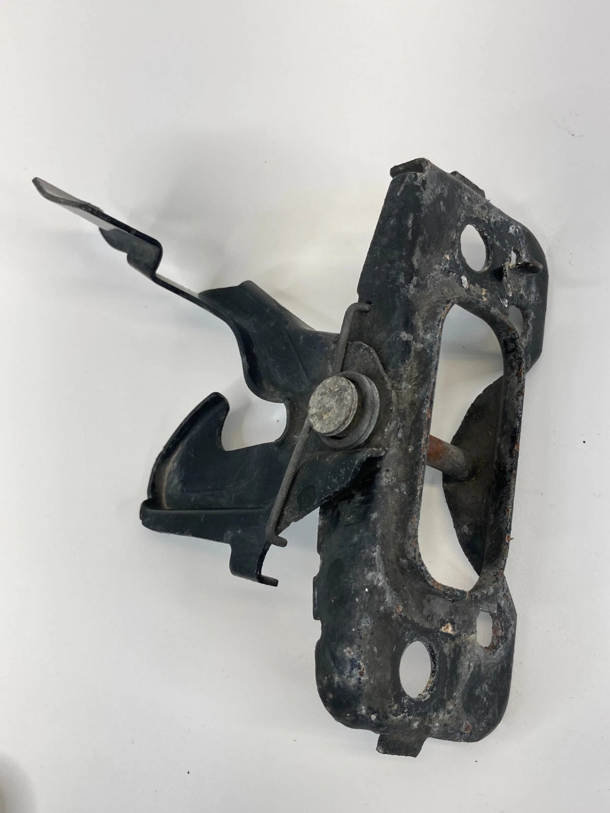 2008-2011 CHRYSLER TOWN & COUNTRY HOOD LOCK LATCH STRIKER HANDLE ASSEMBLY