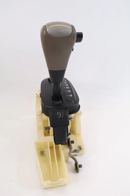 2008-2011 KIA RIO AUTOMATIC TRANSMISSION FLOOR SHIFTER ASSEMBLY BASE OEM FACTORY