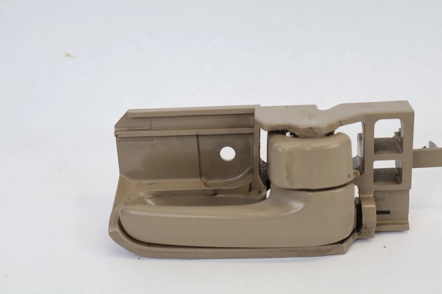 2003-2008 TOYOTA COROLLA FRONT RIGHT INTERIOR DOOR HANDLE 69273-02020 OEM