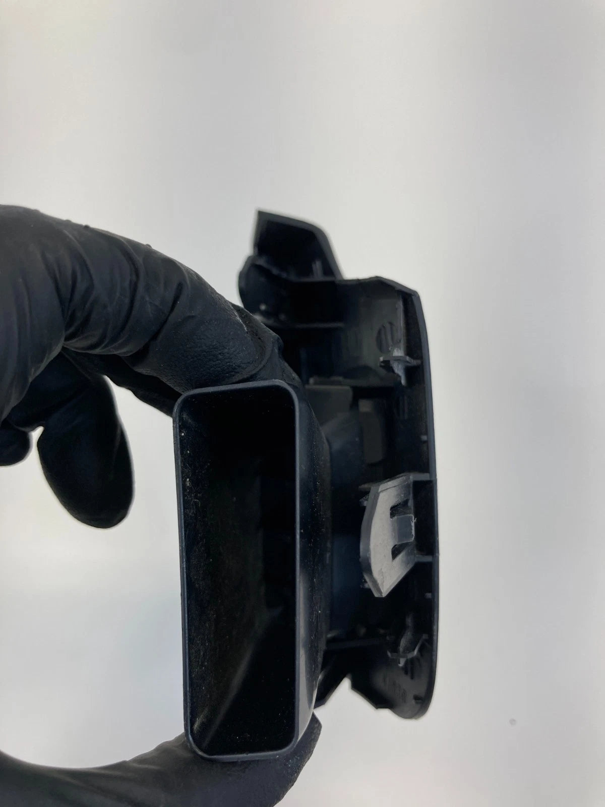 2010-2015 TOYOTA PRIUS DASH LEFT DRIVER SIDE DEFROSTER A/C AIR VENT 55961-47030