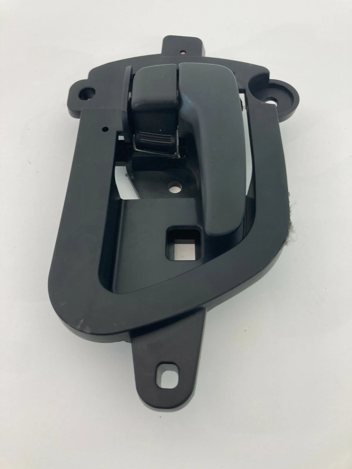 2007 2008 MITSUBISHI OUTLANDER RIGHT SIDE INTERIOR DOOR HANDLE ASSEMBLY MN105360