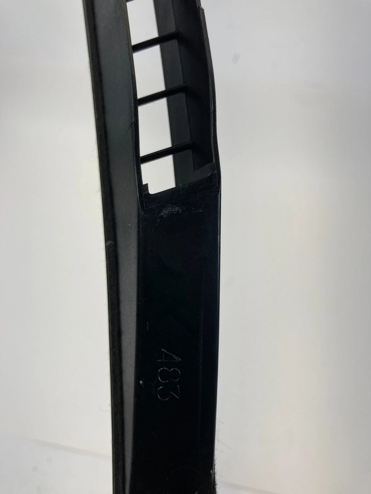 2004-2006 LEXUS RX330 UPPER DASHBOARD DEFROSTER VENT GRILLE TRIM 55981-0E010 OEM